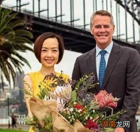 鲁豫嫁到国外为什么又离婚 鲁豫老公是谁是哪国人