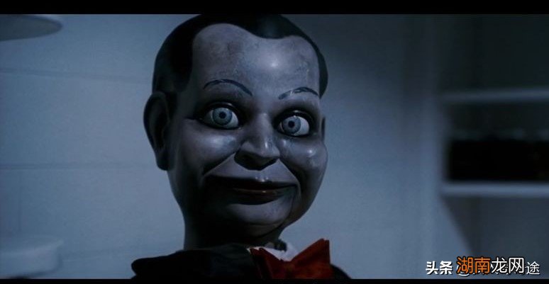 介绍恐怖电影人物木偶比利是谁创造的 木偶比利电影解析