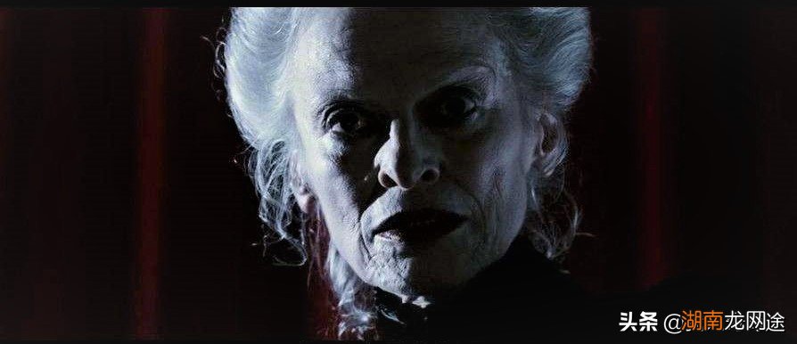 介绍恐怖电影人物木偶比利是谁创造的 木偶比利电影解析