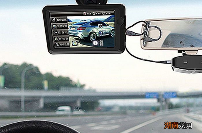 行车记录仪一直提示格式化内存卡怎么办