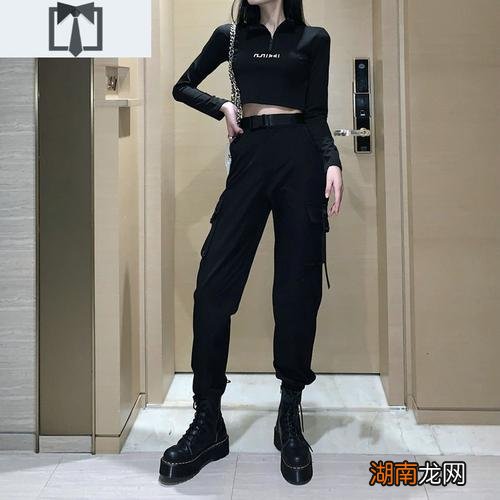 工装裤配什么鞋子好看女生