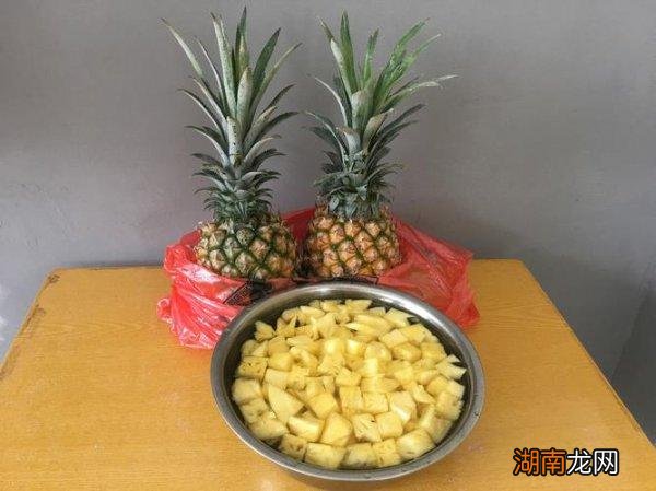 放了一星期都不黄怎么回事 青菠萝放几天能黄吗