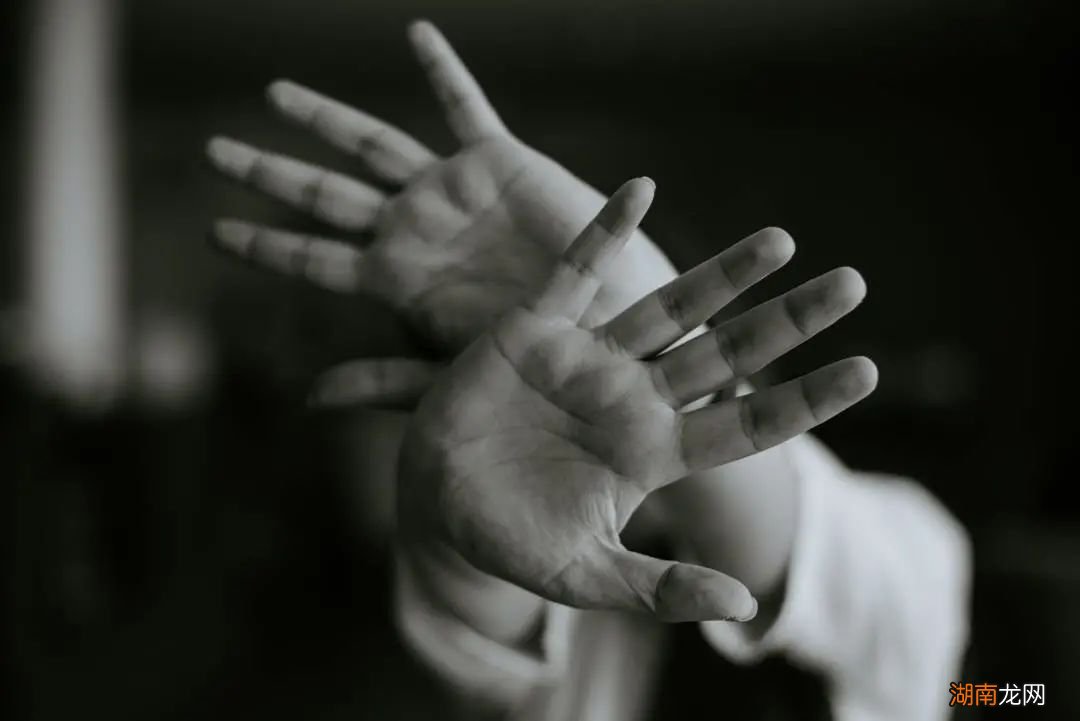 密集恐惧症是什么原因造成的 密集恐惧症是什么意思