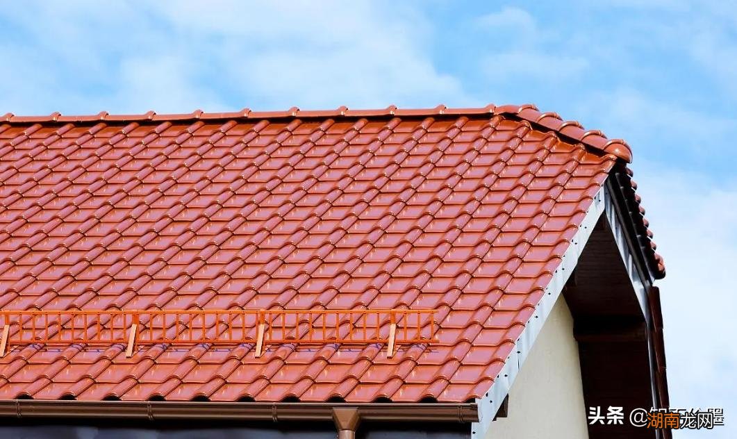 树脂瓦的优点及使用寿命时间 树脂瓦一般寿命多长