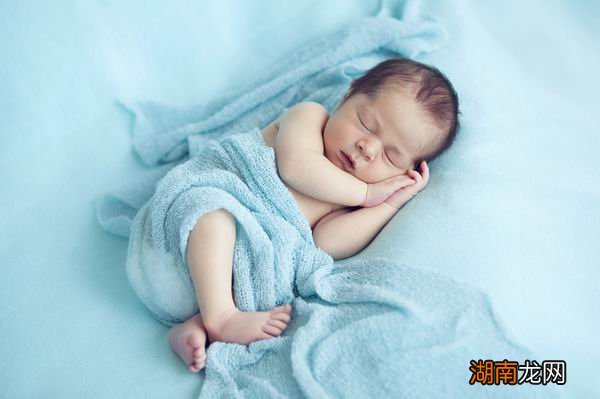 清醒梦和正常的梦性质是一样的吗 清明梦是什么东西