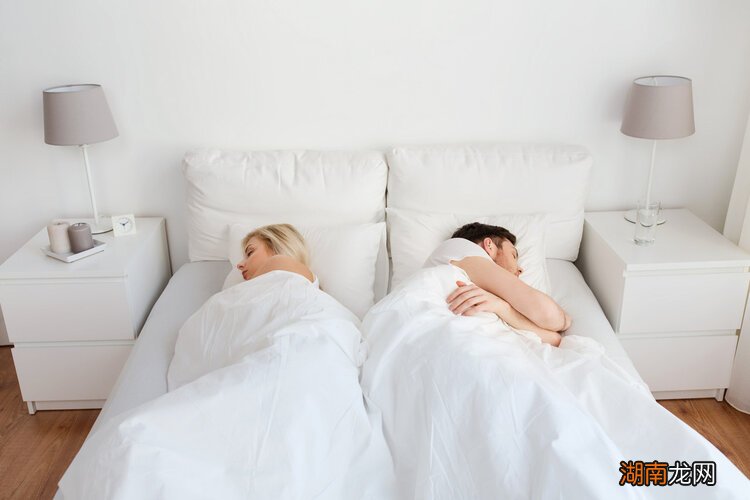 有恋母情结的表现是什么样的 恋母情结是什么意思