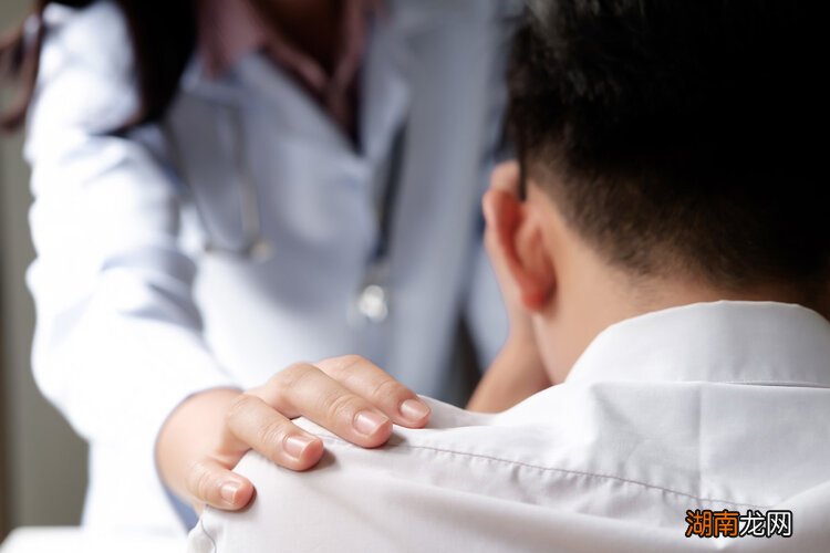 有恋母情结的表现是什么样的 恋母情结是什么意思