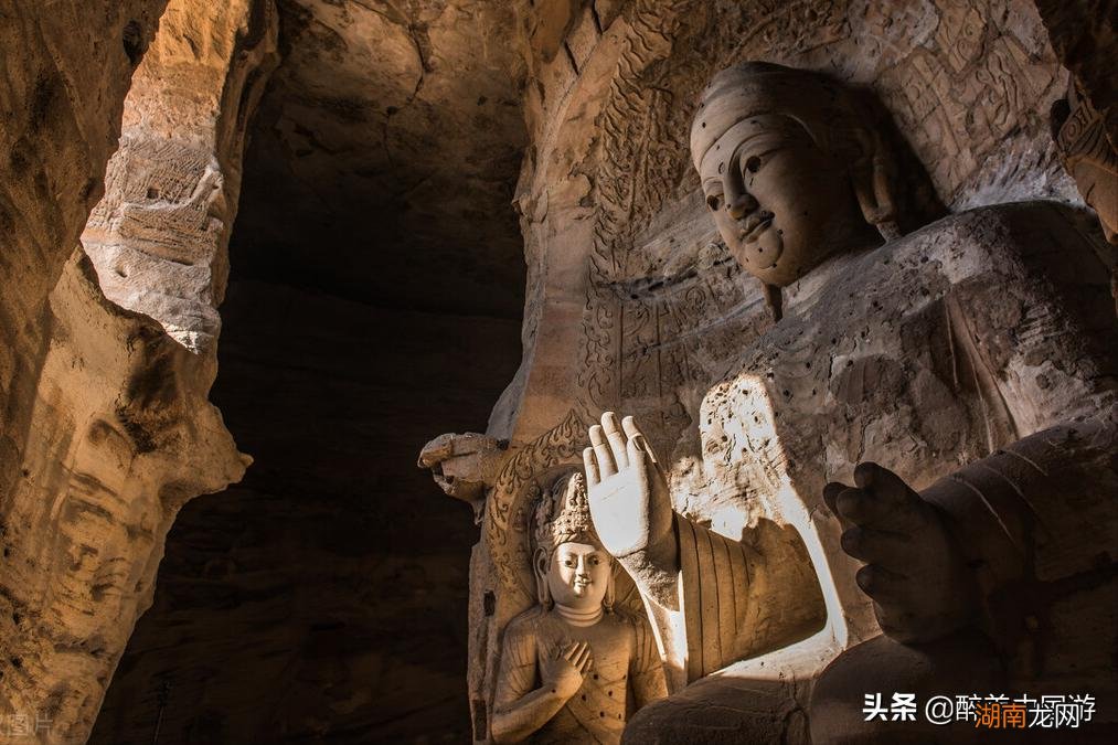 简单介绍云冈石窟的具体位置 云冈石窟在什么地方