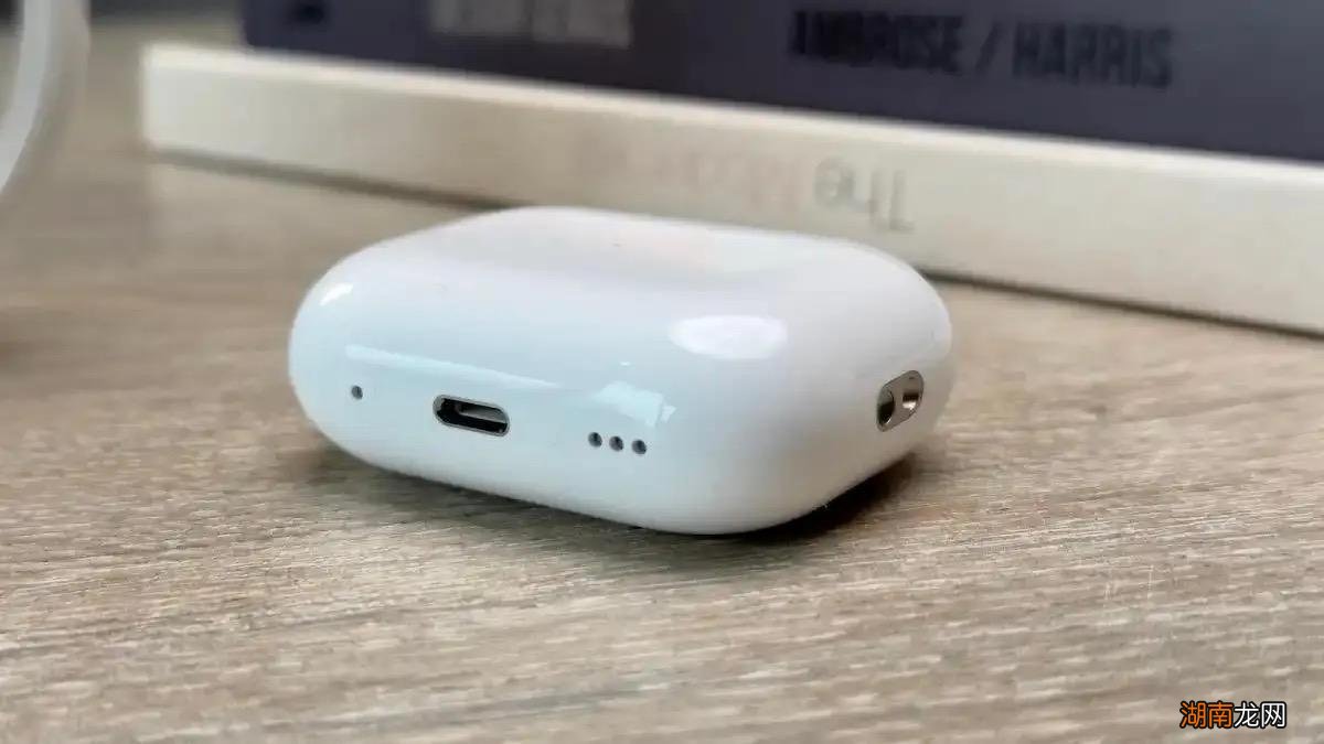 AirPods参数配置 airpods pro的使用口碑如何