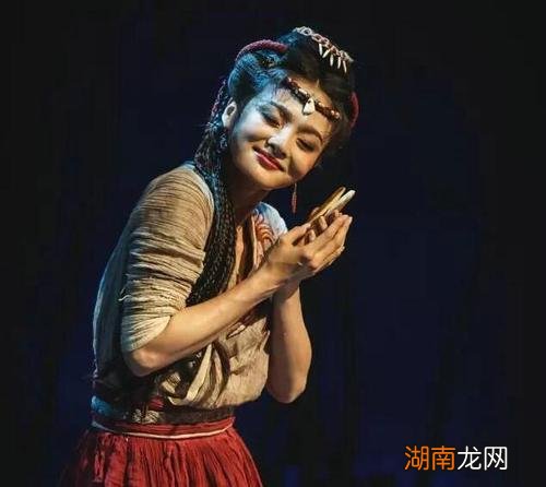 大禹的老婆变成望夫石了吗 大禹的妻子是个什么样的人
