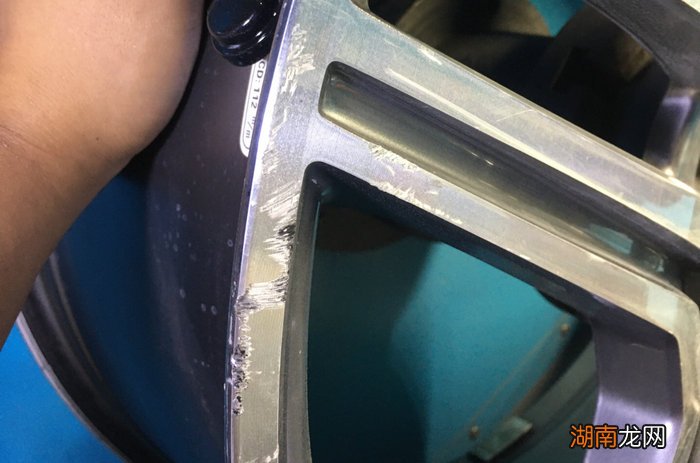 轮毂磨损怎么修复