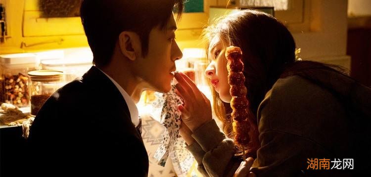 有家庭的男人爱上你的征兆 已婚男克制爱你的表现