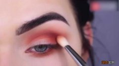 化妆师的小技巧和建议 化妆时眼睛怎么画简单又漂亮