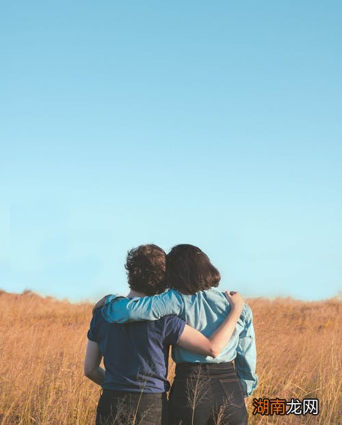 教你5招牢牢掌握他的心窍门 怎么抓住男人的心