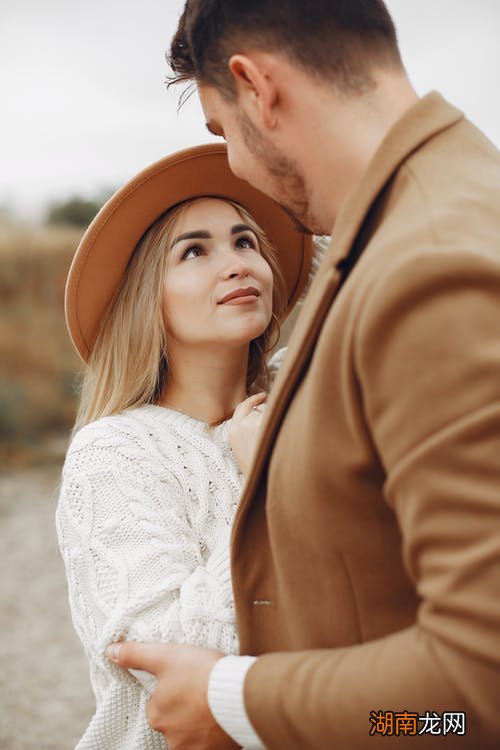 教你5招牢牢掌握他的心窍门 怎么抓住男人的心