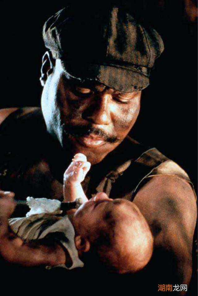 海上钢琴师选择死亡的原因 海上钢琴师不去找女孩的原因