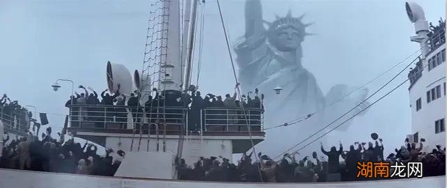 海上钢琴师选择死亡的原因 海上钢琴师不去找女孩的原因