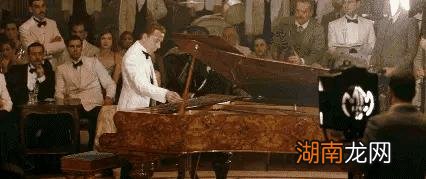 海上钢琴师选择死亡的原因 海上钢琴师不去找女孩的原因