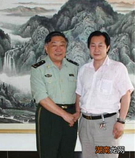 少将到地方上是什么级别 一个少将相当于一个什么官