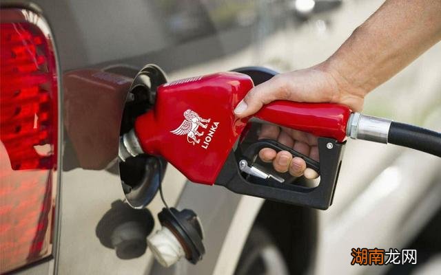 私家车加哪种汽油比较好 家用车用92还是95的区别