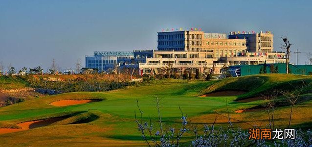 简述龙口的地理位置及行政区划 龙口市属于哪个市