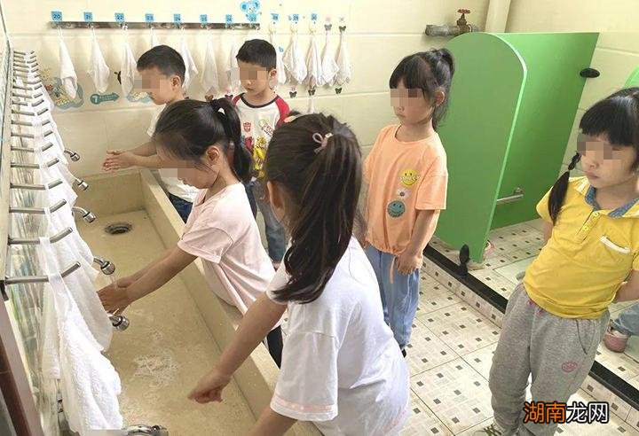 宝宝上幼儿园不听指令坐不住 幼儿园孩子坐不住好动怎么办