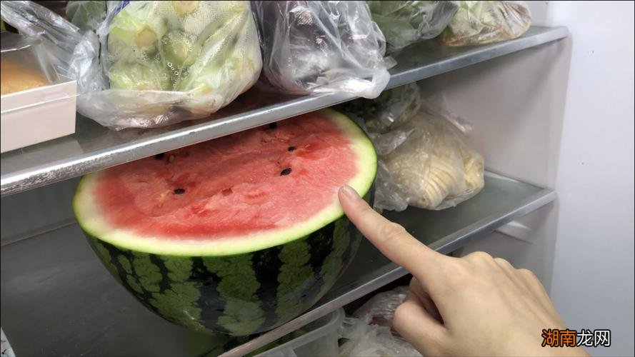 开了的西瓜放冰箱能放多久不坏