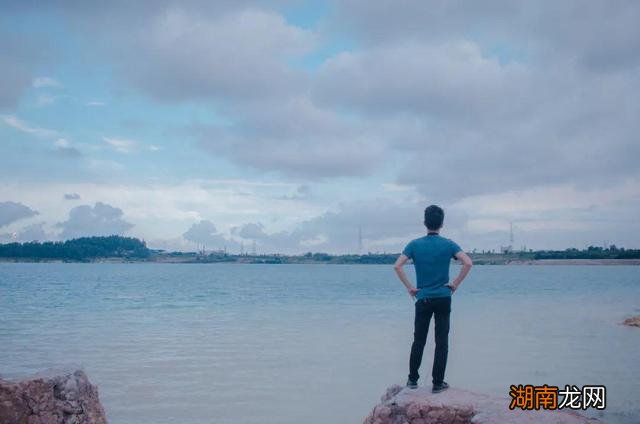 这才是一个人最好的心态 不惊不怖不畏什么意思