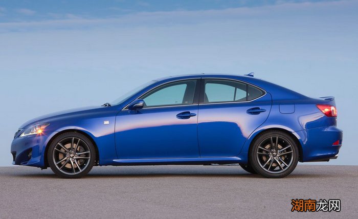 二手车上牌照的流程是什么样的