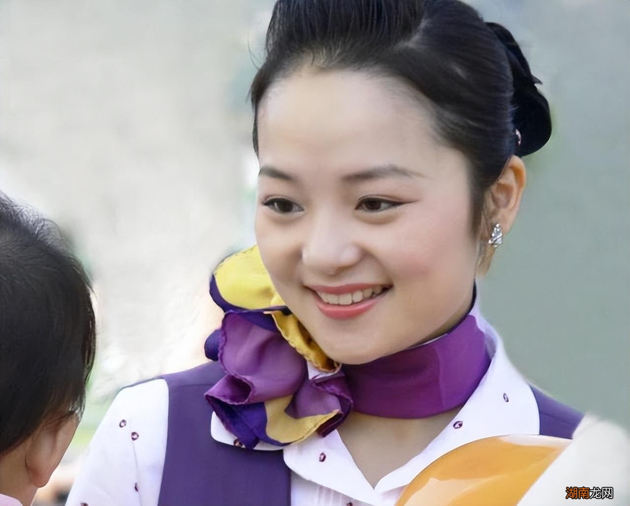 空姐的薪水真的很高吗 空姐的工资待遇怎么样