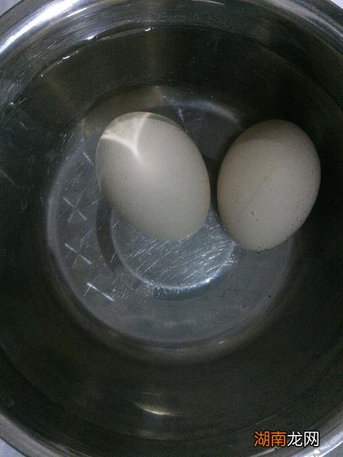 煮鸡蛋要煮几分钟才熟 煮鸡蛋水要淹没鸡蛋吗