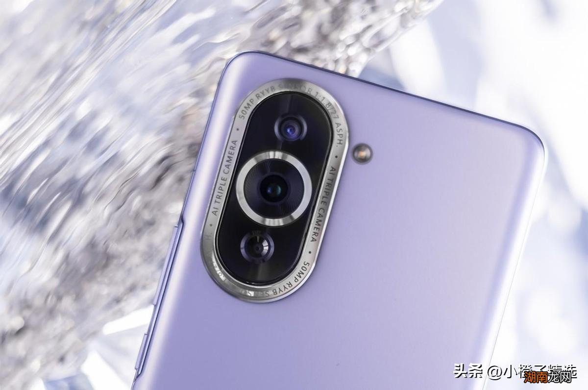 nova9和nova10对比哪个值得买 华为nova9是曲面屏吗