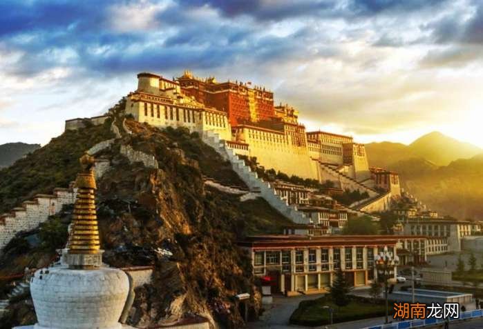 布达拉宫浪漫传说的资料 关于布达拉宫的故事和传说