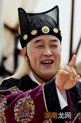 朝廷的太监历史起源和发展背景 太监从哪个朝代出现的