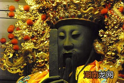 城隍爷是位什么样的神明 城隍庙供奉的是哪位神仙