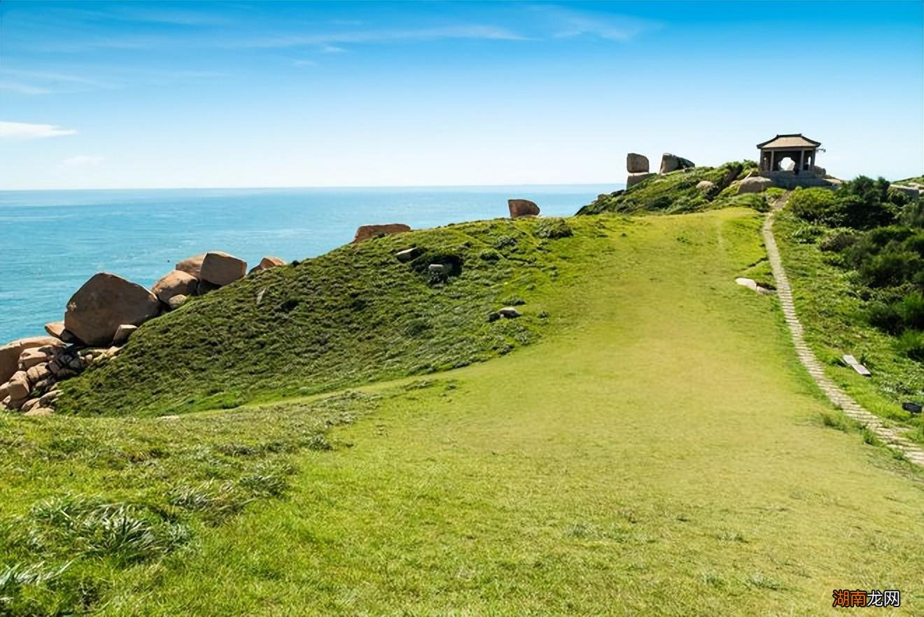 国内值得去的夏日好玩又绝美景点 六七月份适合去哪里旅游