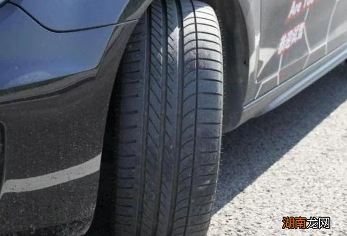 非对称花纹轮胎分左右么