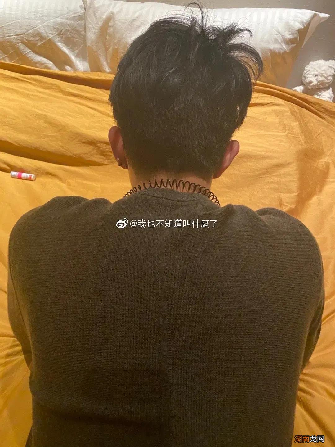 男演员屈楚萧殴打前女友事件 95后小生屈楚萧是怎么凉的