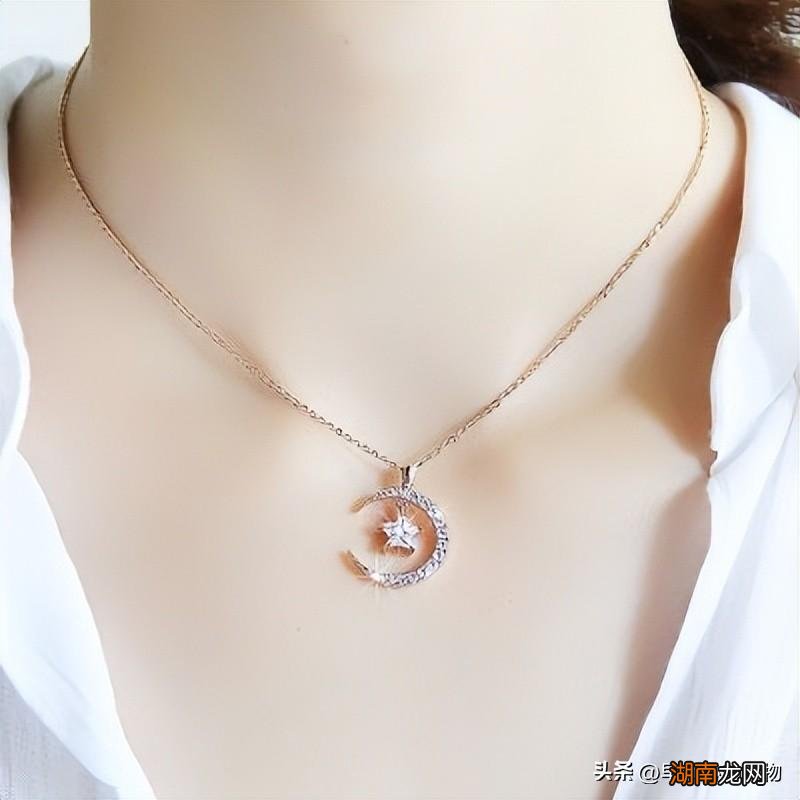 这4种礼物有纪念意义 高三成人礼送什么礼物给女儿最好