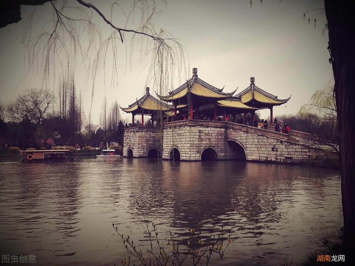 如今是哪个著名的旅游地方 二十四桥明月夜是哪里的景点