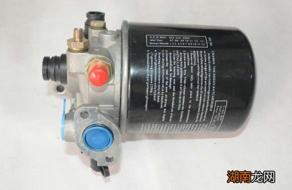 空气干燥器的作用是什么