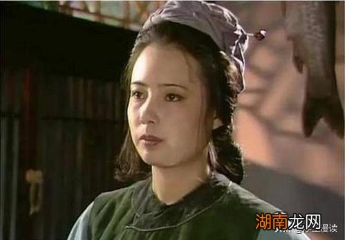 红楼梦里司棋砸厨房为什么没人管 司棋为什么敢砸厨房