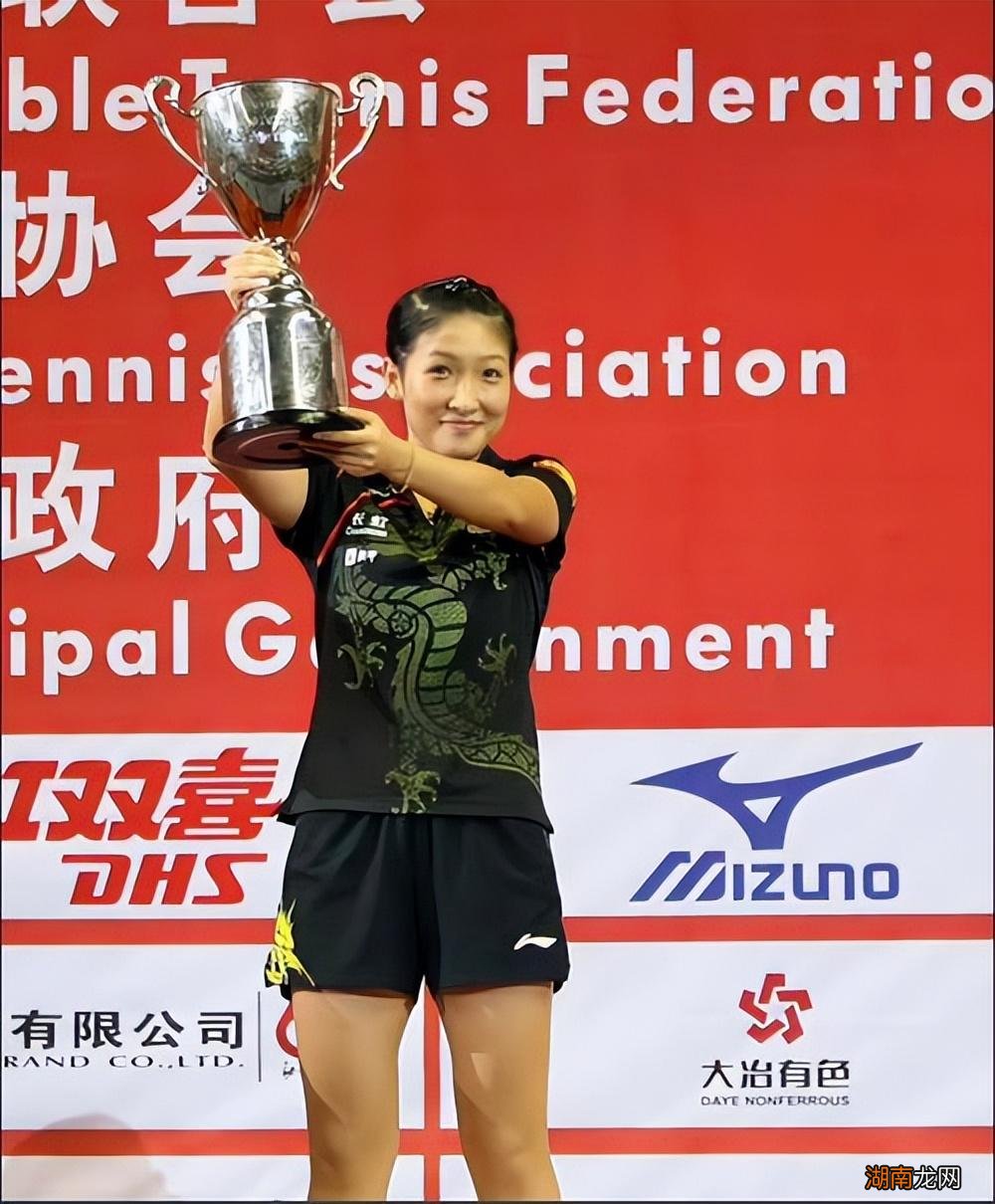 乒乓球远动员刘诗雯获得的冠军 刘诗雯个人资料简介