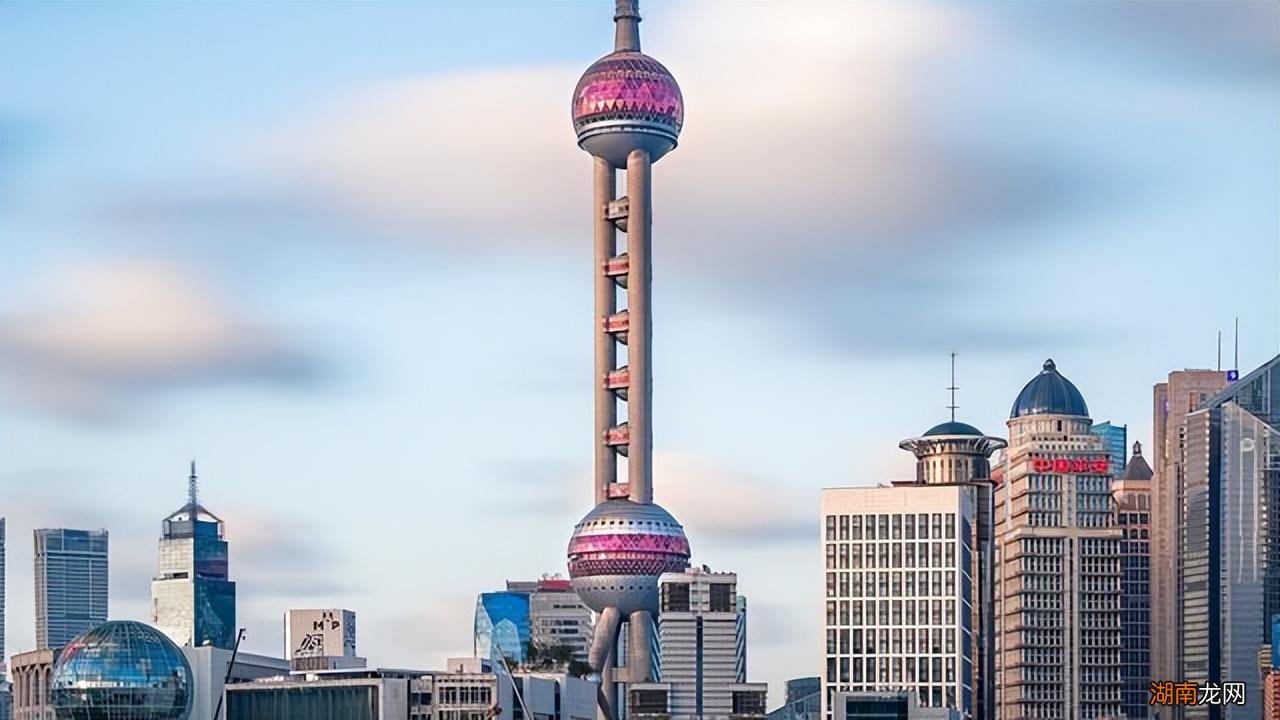 上海东方明珠有什么值得玩的特色 东方明珠多少层