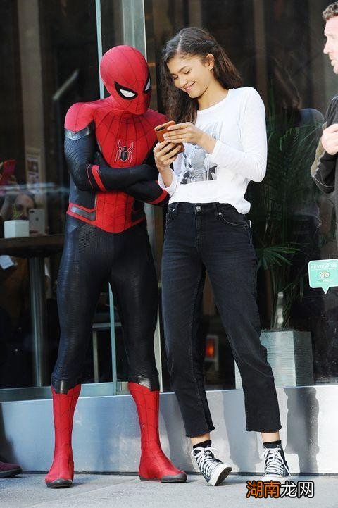 演员荷兰弟有女朋友吗 荷兰弟女友叫什么名字