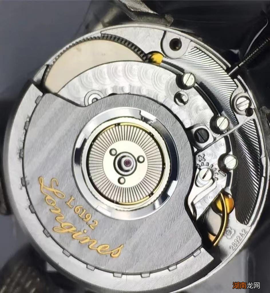 人生第一只手表选天梭还是浪琴 天梭和浪琴哪个好