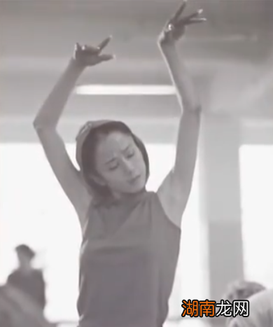 杨丽萍花费三千万建造宫殿究竟有多奢华 杨丽萍月亮宫简介