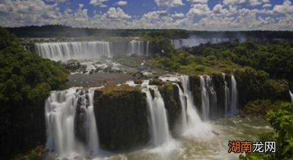 全球最大的10个壮观瀑布盘点 世界最大瀑布排名榜