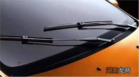 雨刮器异响怎么解决