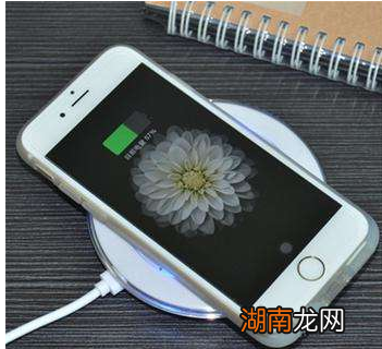 现在的手机充满电会自动断电吗